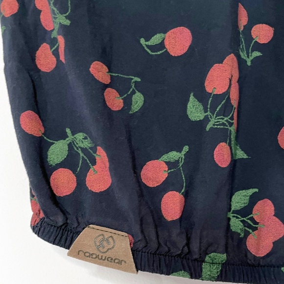 Cherry Print Sleeveless Blouse - Picture 12 of 15